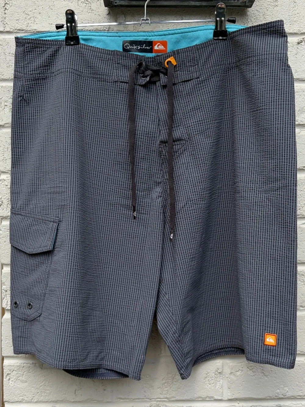 Quiksilver men Board Shorts seersucker 34 gray blue